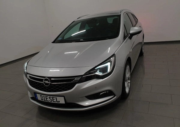 Opel Astra cena 39999 przebieg: 265000, rok produkcji 2018 z Bełchatów małe 781